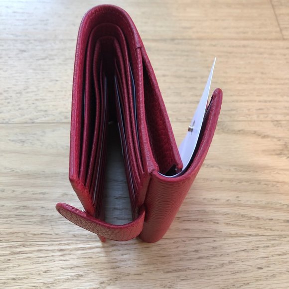 Gucci Interlocking GG French Wallet in Red NEW IN BOX - Picture 6 of 8